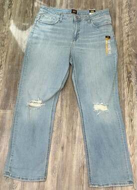 Lee Women's Legendary Boyfriend Mid-Rise Distressed Straight Leg Jeans NWT